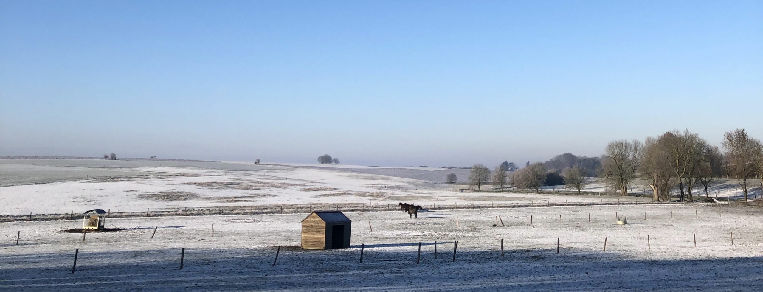 Champ de la Ferme de Pontaly sous la neige